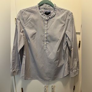 Like new!  Talbots 100% cotton blue/white stripe ruffle collar blouse.